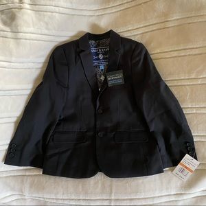 Andy & Evan Boys 2 Piece Suit. Size 5Y, Black